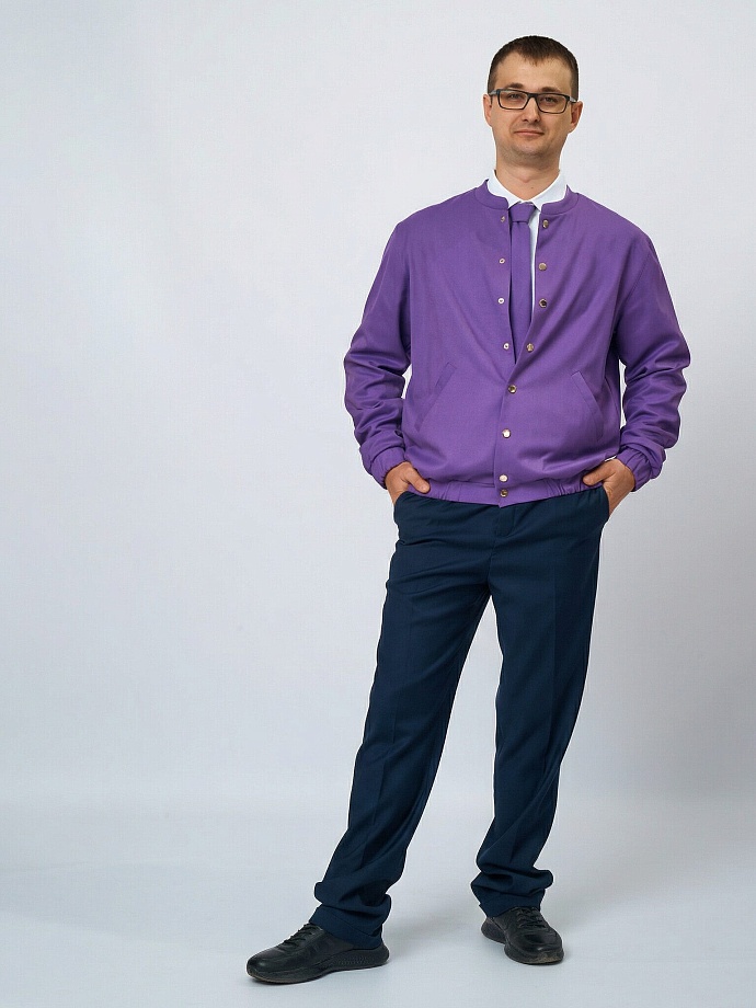 Бомбер из костюмной ткани с Шевроном в цвете: Фиолетовый Ole! Twice - фото 4