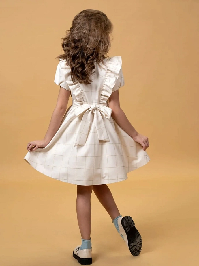Платье с оборками и золотыми кнопками, короткий рукав в цвете: Молочный Ole! Twice - фото 2