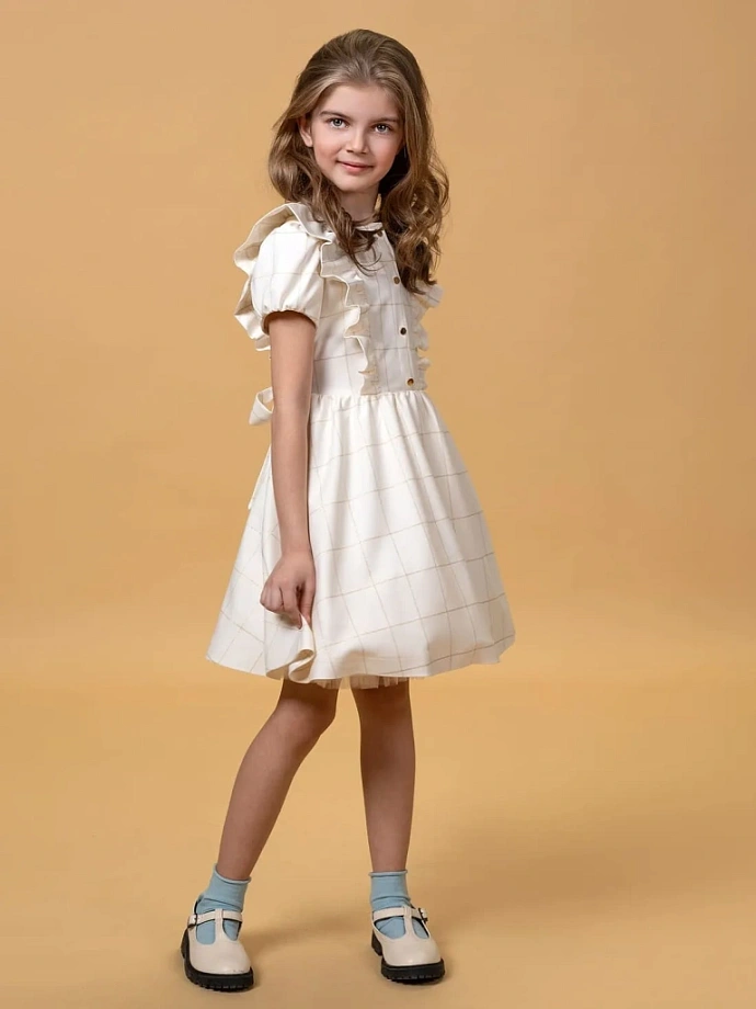 Платье с оборками и золотыми кнопками, короткий рукав в цвете: Молочный Ole! Twice - фото 6